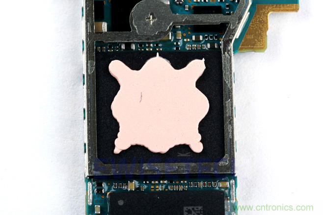Galaxy Note5拆解，與S系列差距日漸模糊