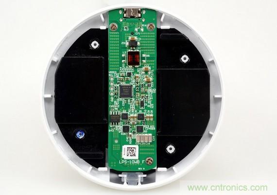 拆解對比：系出同門，小米、紫米無線充電器的差別有多大？