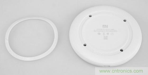拆解對比：系出同門，小米、紫米無線充電器的差別有多大？