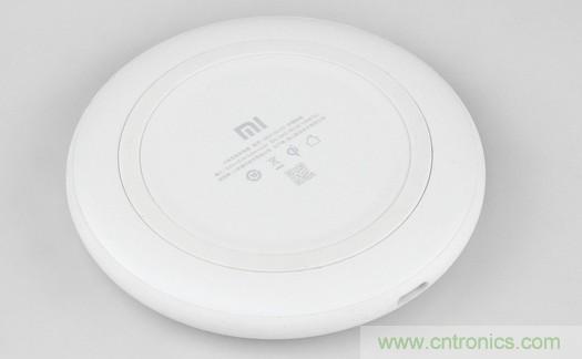 拆解對比：系出同門，小米、紫米無線充電器的差別有多大？